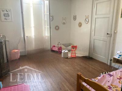 Maison en pierre - 97 m² - 5 pièces