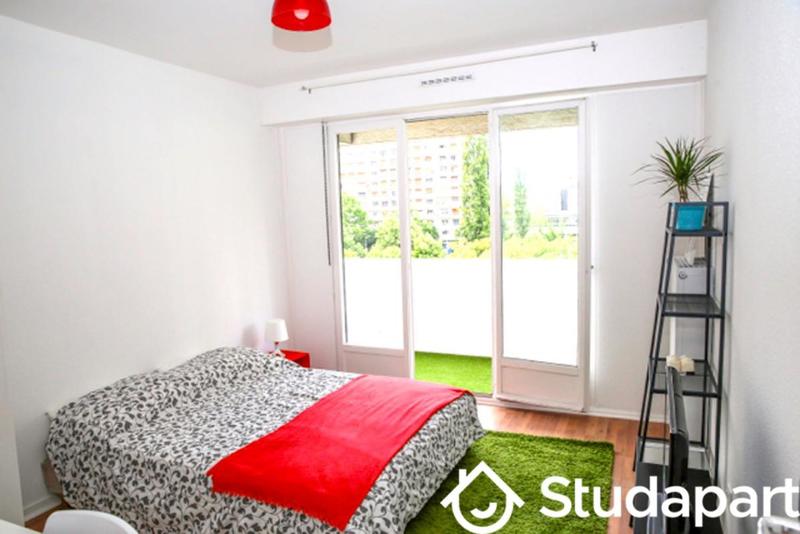 Chambre - 15 m² - 1 pièce