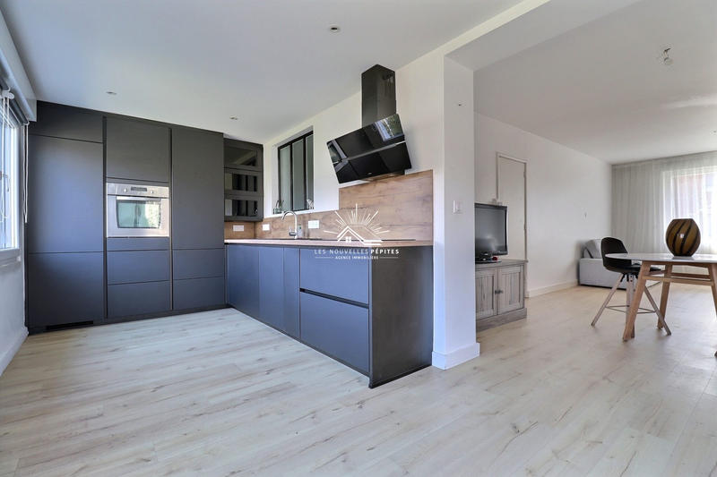 Maison - 91 m² - 5 pièces