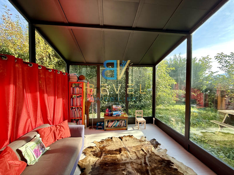 Villa - 238 m² - 8 pièces