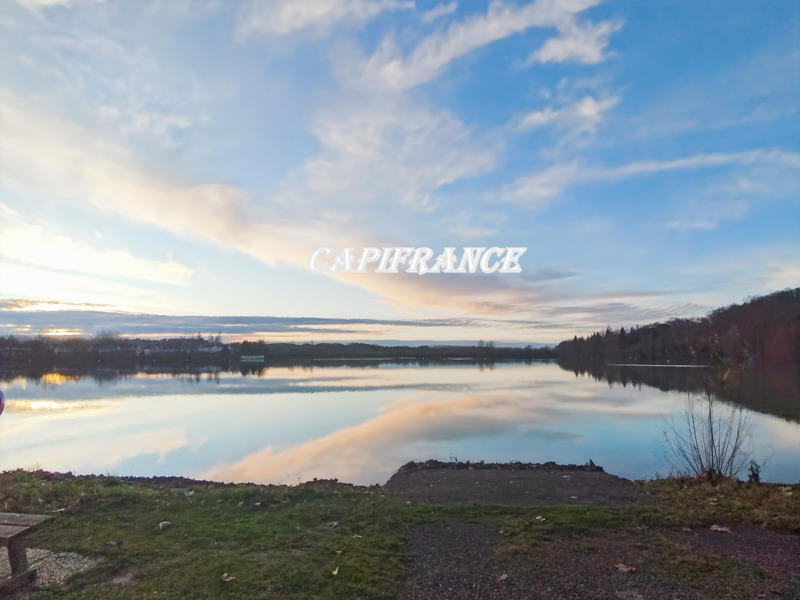 Local commercial - 256 m² - 8 pièces