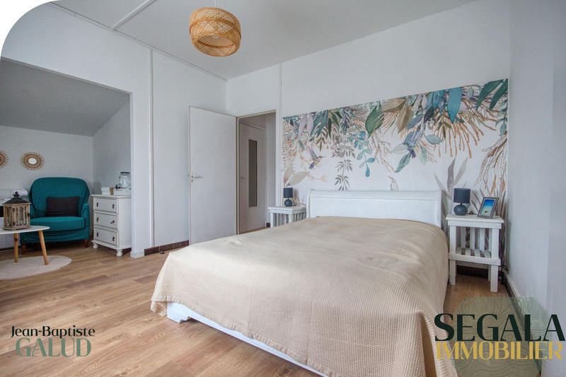 Maison - 140 m² - 5 pièces