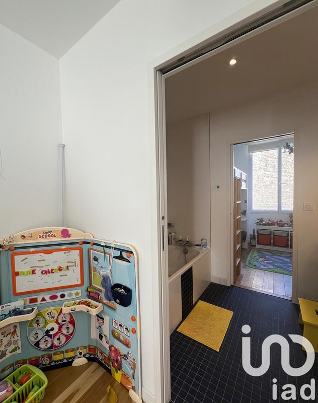 Maison de ville - 147 m² - 5 pièces