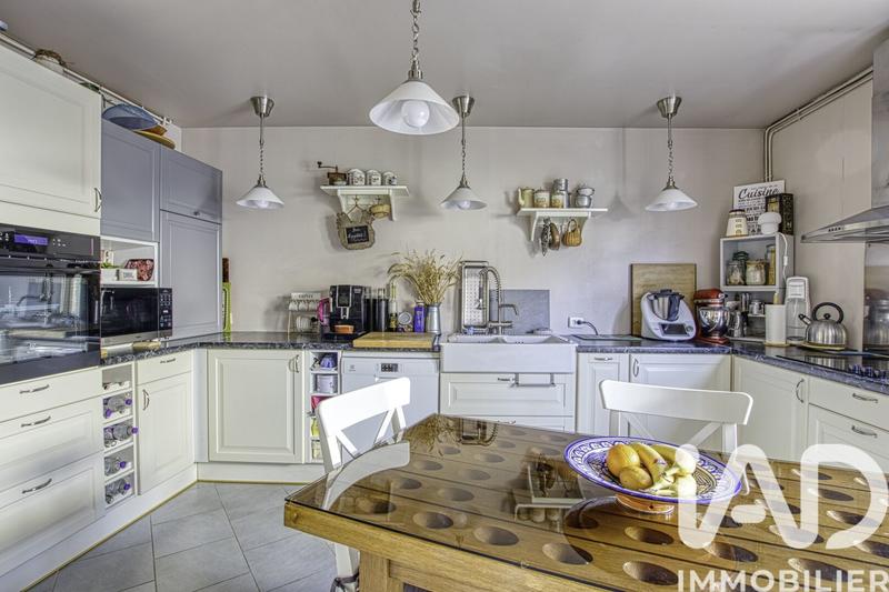 Maison de village - 133 m² - 6 pièces