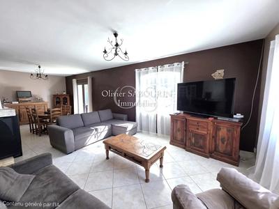 Maison jumelée - 124 m² - 4 pièces