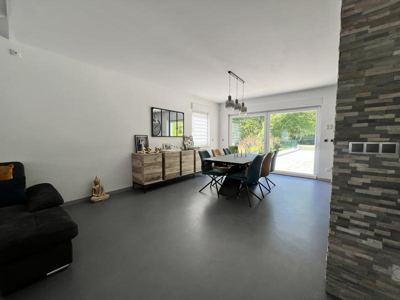 Maison - 163 m² - 6 pièces