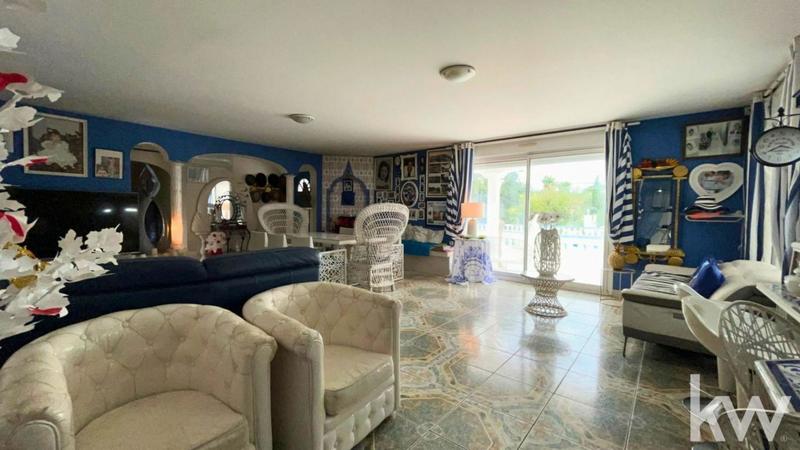 Maison - 156 m² - 7 pièces