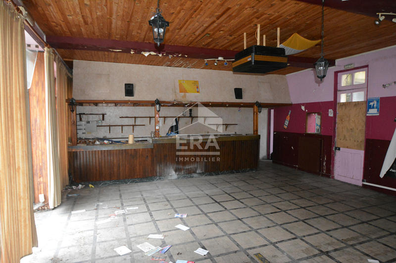 Immeuble - 235 m² - 7 pièces