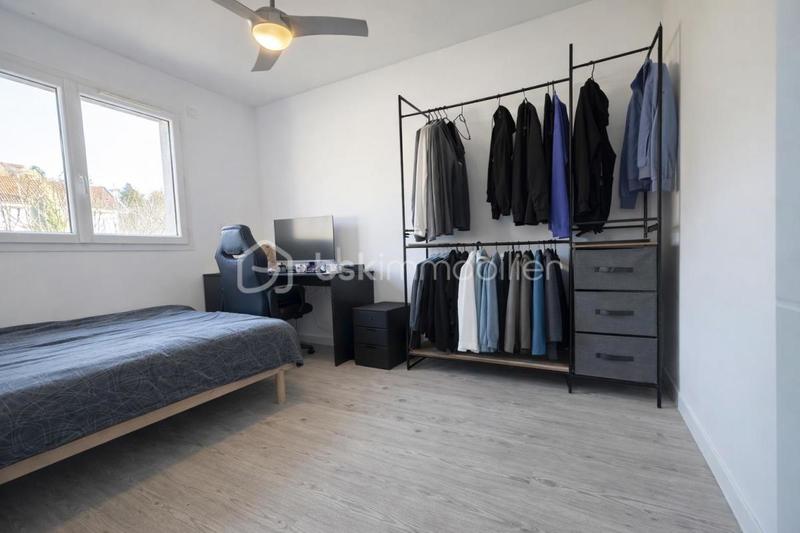 Maison - 91 m² - 4 pièces