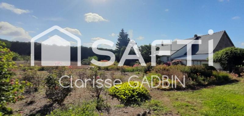 Maison - 207 m² - 9 pièces