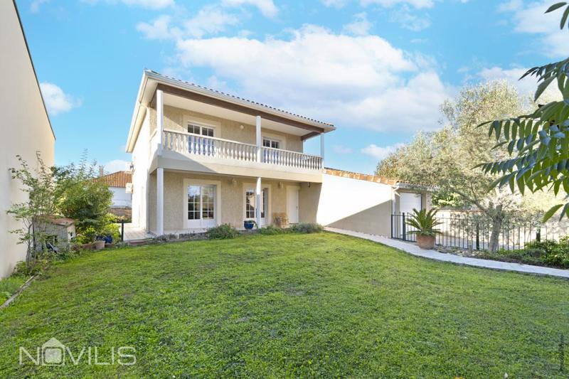 Maison - 176 m² - 5 pièces