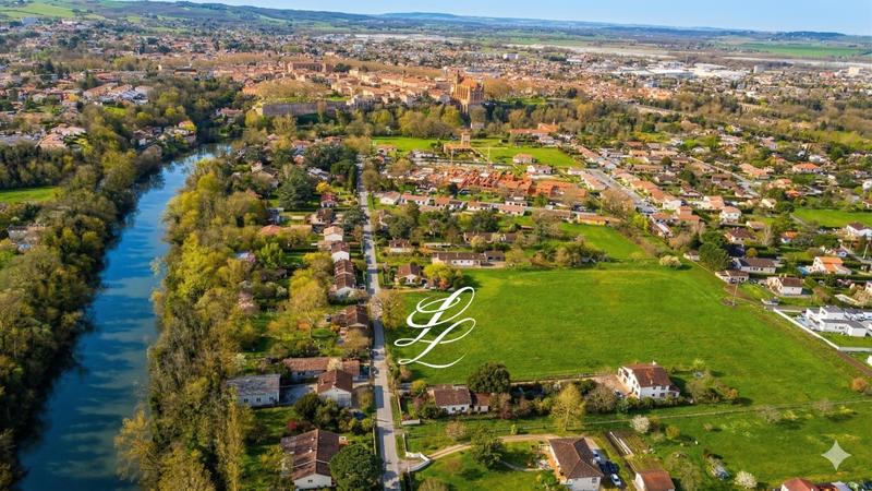 Terrain de lotissements - 299 m²