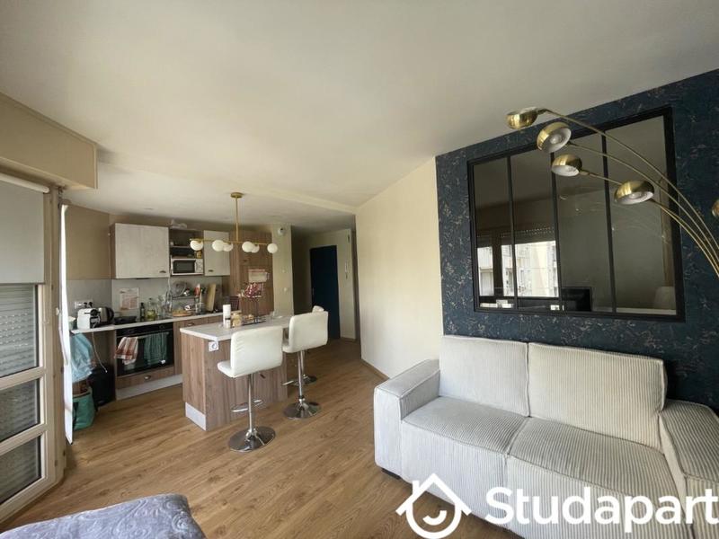 Chambre - 9 m² - 1 pièce