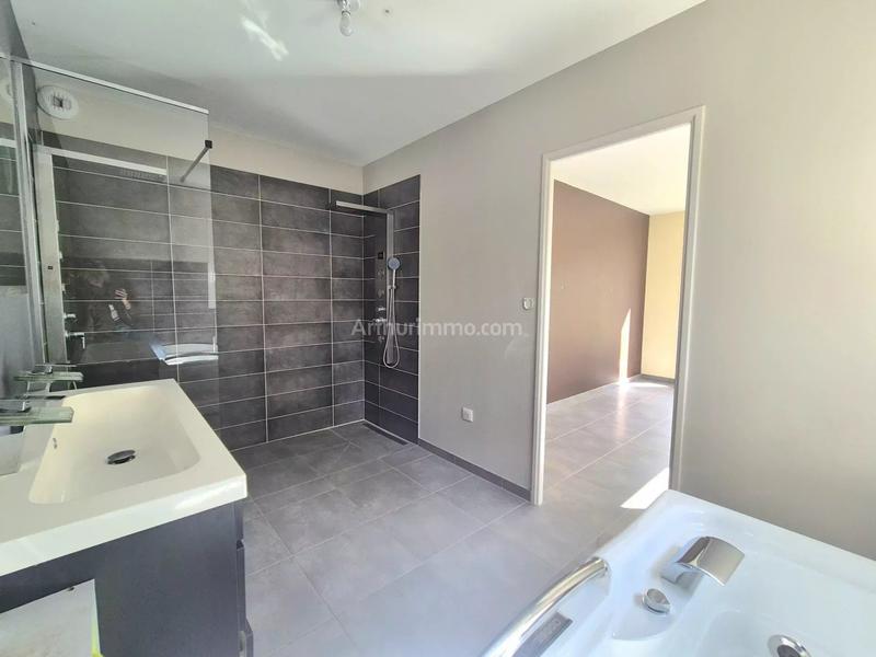 Maison - 179 m² - 7 pièces