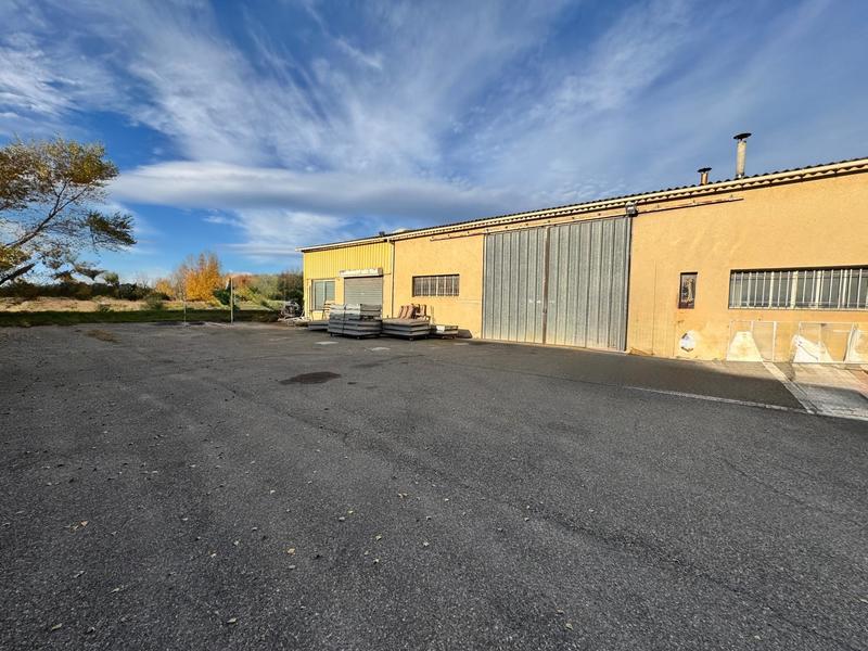 Local commercial - 860 m² - 7 pièces