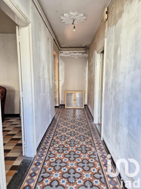 Maison - 232 m² - 8 pièces