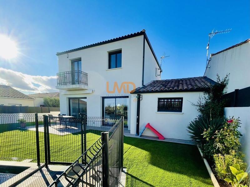 Maison - 104 m² - 4 pièces