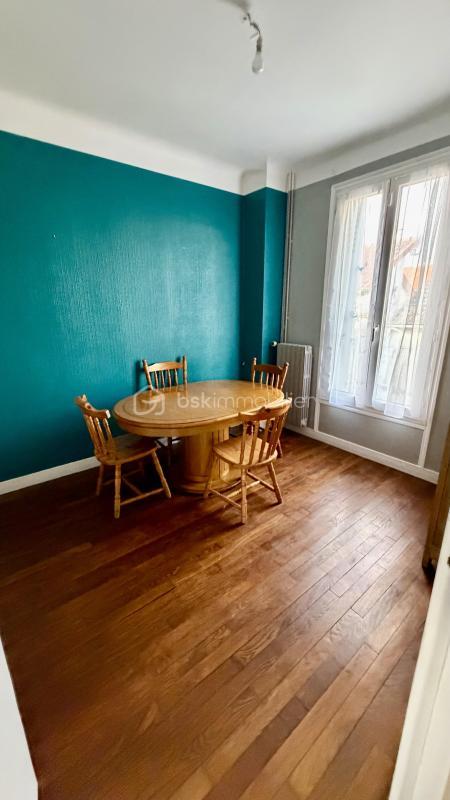 Maison - 95 m² - 5 pièces