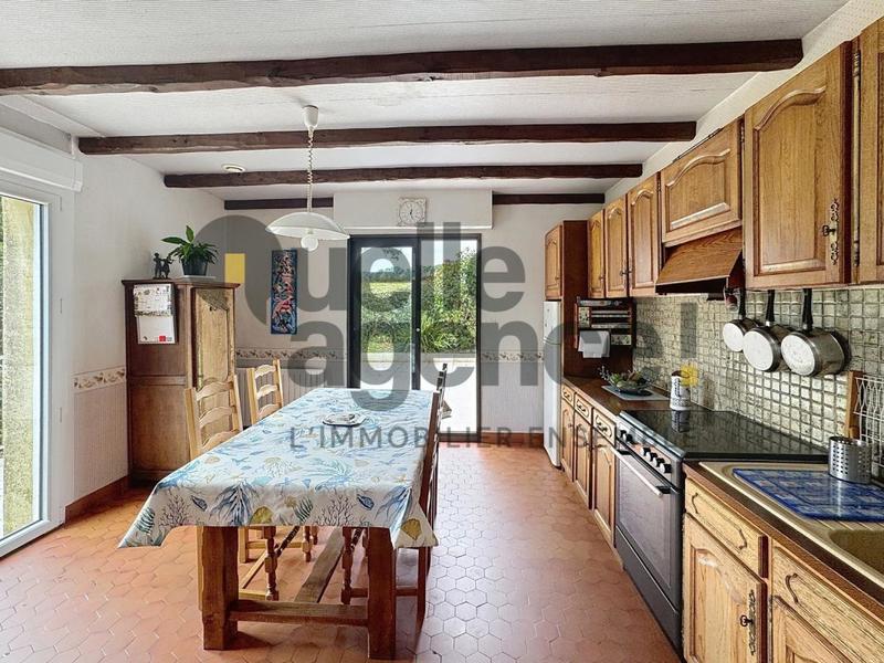 Maison en pierre - 137 m² - 7 pièces