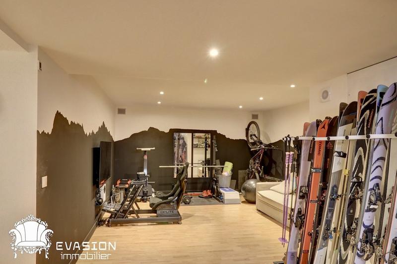 Maison - 182 m² - 6 pièces