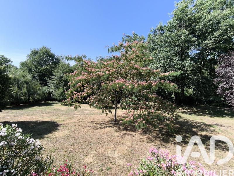 Maison - 232 m² - 10 pièces