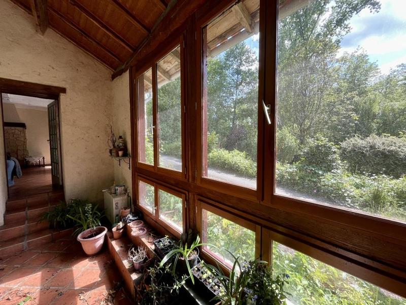 Moulin - 261 m² - 7 pièces