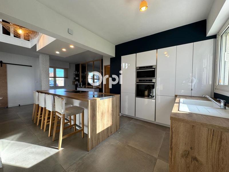 Maison - 170 m² - 4 pièces