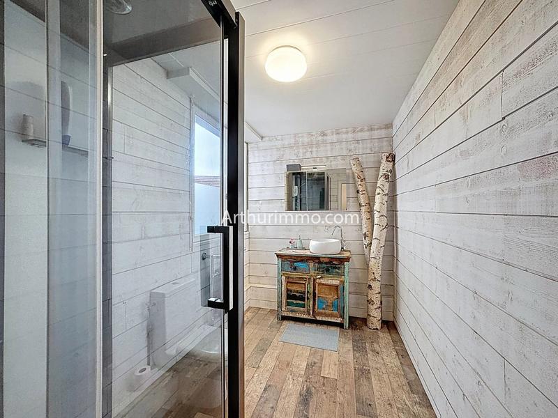 Maison - 226 m² - 8 pièces