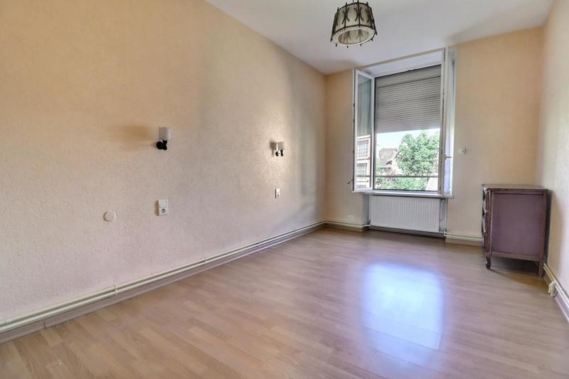 Maison - 149 m² - 7 pièces