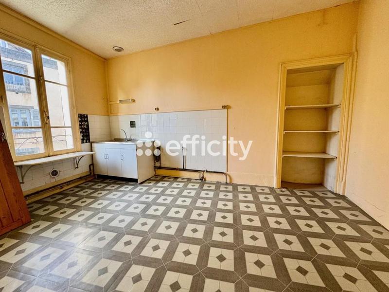 Immeuble - 413 m² - 16 pièces