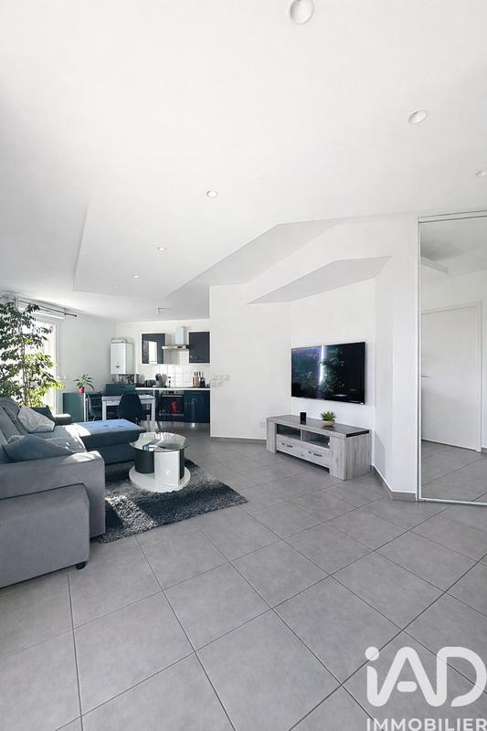 Appartement - 80 m² - 4 pièces