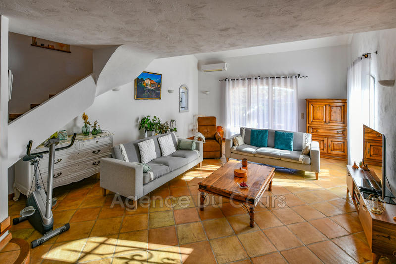 Villa - 260 m² - 5 pièces