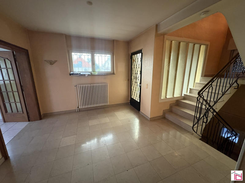 Maison - 185 m² - 6 pièces