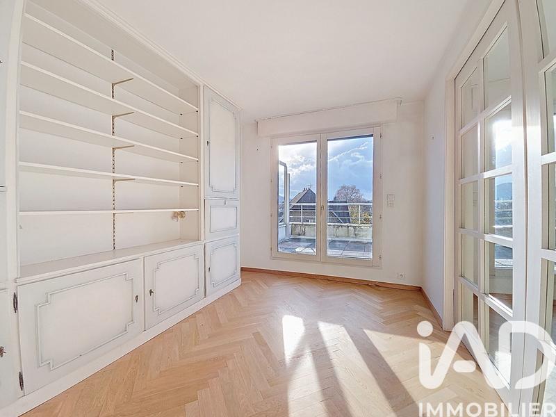 Appartement - 143 m² - 5 pièces