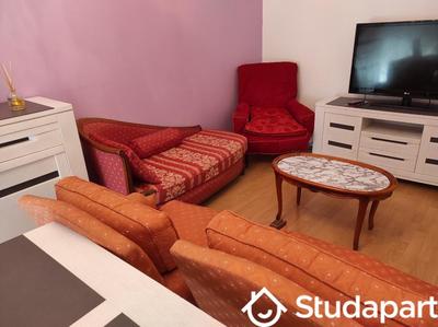 Chambre - 12 m² - 1 pièce