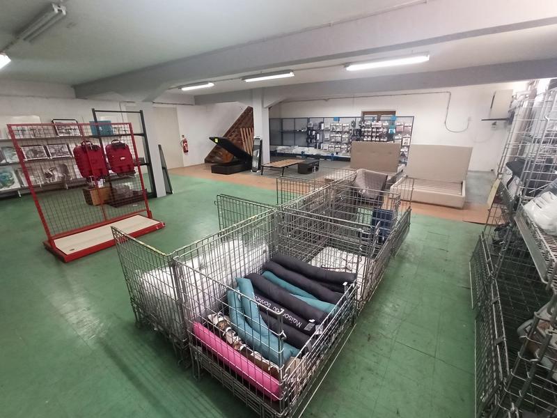 Local commercial - 1 500 m²