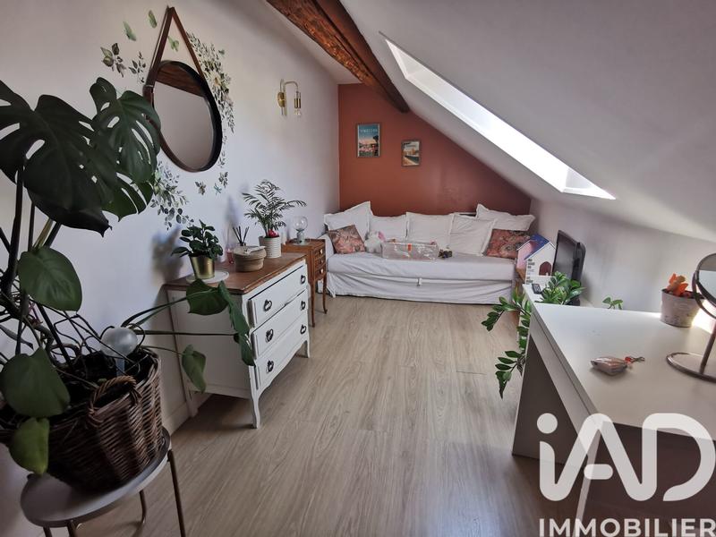 Maison - 94 m² - 5 pièces