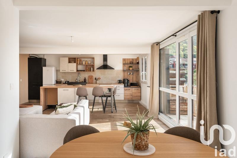 Appartement - 107 m² - 4 pièces