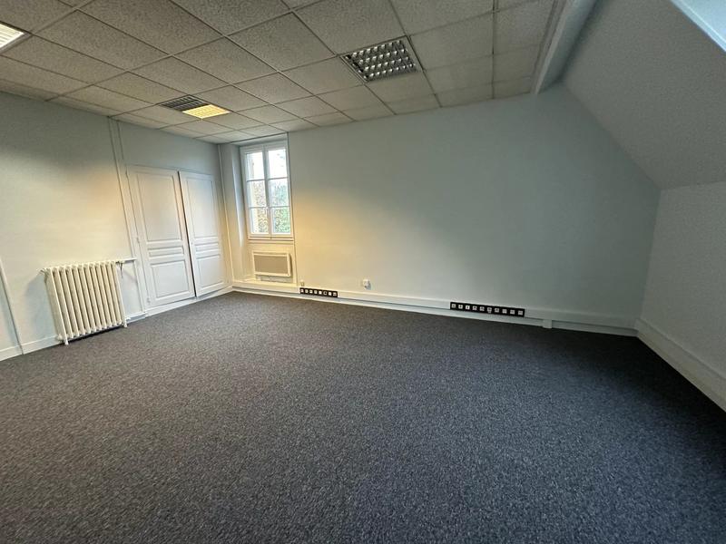 Bureau - 25 m² - 1 pièce