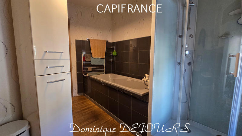 Maison - 105 m² - 5 pièces