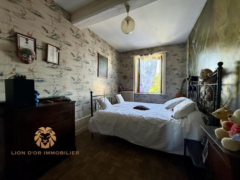 Maison - 163 m² - 6 pièces