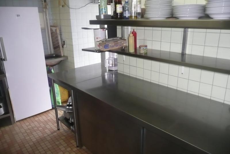 Maison - 420 m² - 18 pièces