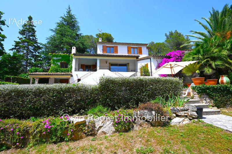 Maison - 197 m² - 7 pièces