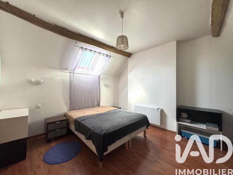 Maison - 267 m² - 11 pièces