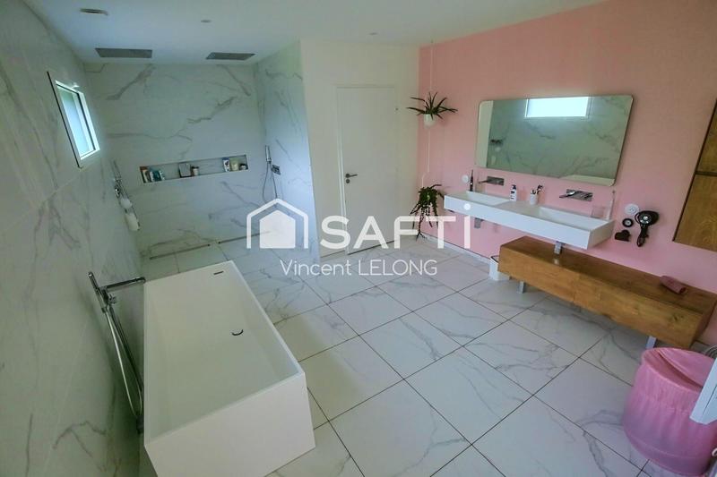 Villa - 182 m² - 10 pièces