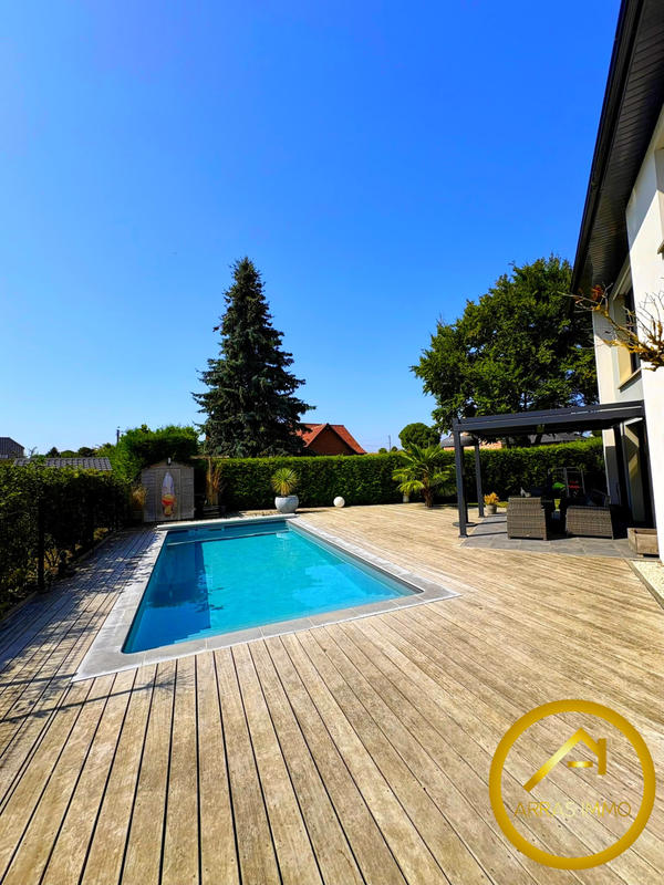 Maison - 112 m² - 7 pièces