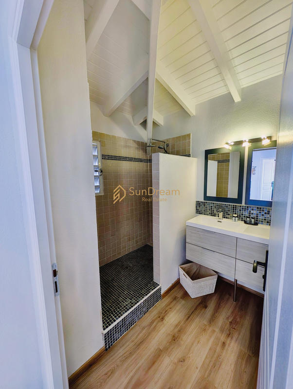 Maison - 101 m² - 4 pièces