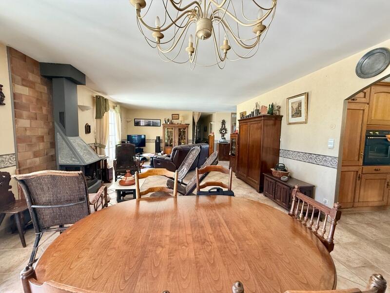 Maison - 148 m² - 4 pièces