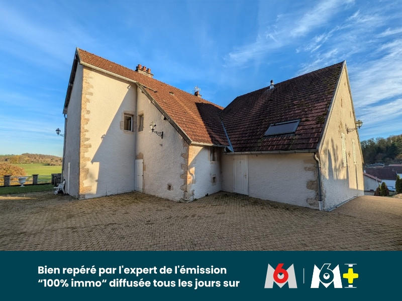 Maison - 245 m² - 6 pièces