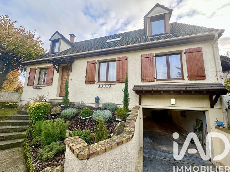 Maison - 148 m² - 6 pièces